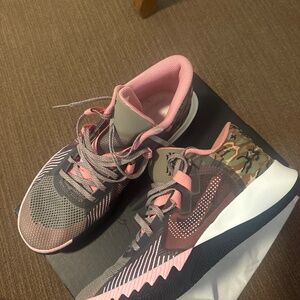 Pink Camo Kyries